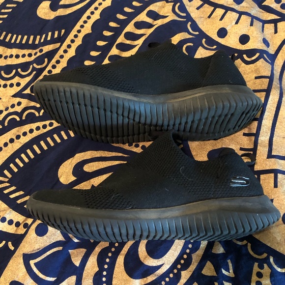 Women’s Skechers Uktra Flex Memory Foam Slip On Walking Sneaker 7.5 Black - Picture 2 of 10